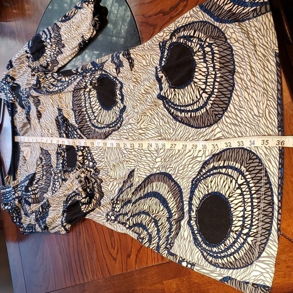 BCBGMaxAzria Geometric Print Jersey Knit Dress Size M - Picture 12 of 12